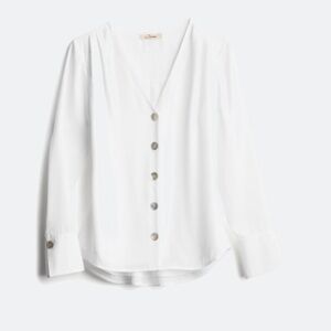 Serein White Button-Up Blouse